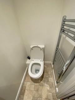 1 bedroom in a house share to rent, En-Suite Milton Road , CB4