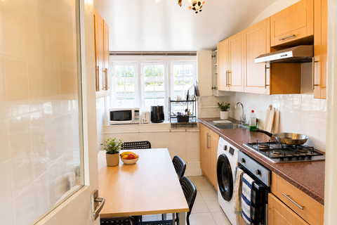 3 bedroom flat to rent, Euston, London NW1