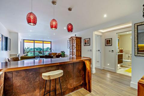 undefined, Dee Banks, Great Boughton, Chester, Cheshire, CH3