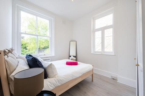 1 bedroom flat to rent, Gipsy Hill, London, SE19