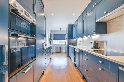 4 bedroom detached house to rent, NW2, Gladstone Park, London
