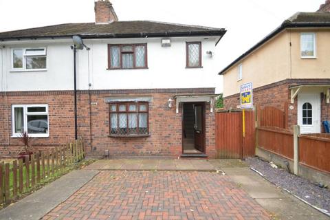 2 bedroom semi-detached house to rent, Bryce Road, Pensnett