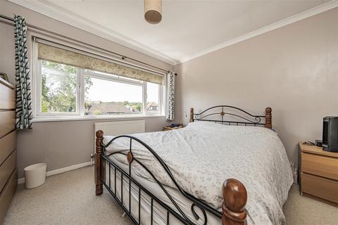 3 bedroom detached house for sale, Park Street Lane, Park Street, St. Albans