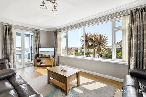 2 bedroom detached bungalow for sale, Dolphin Court Road, Paignton, TQ3