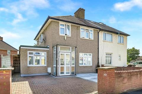 4 bedroom semi-detached house for sale, Winding Way, Dagenham