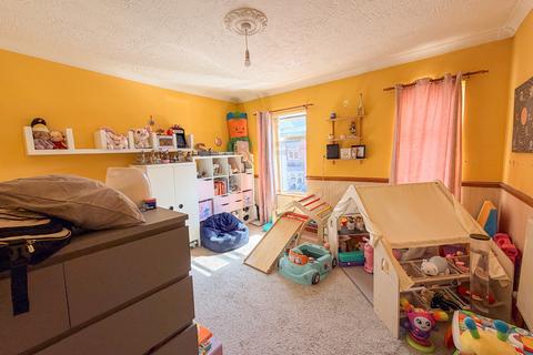 2 bedroom terraced house for sale, Congleton Road, Stoke-on-trent, ST8