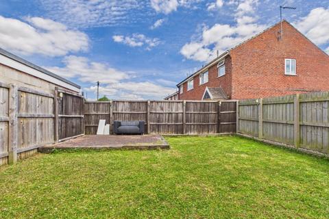 3 bedroom semi-detached house for sale, Woldholme Avenue, Driffield, YO25 6RB