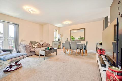 2 bedroom flat for sale, Sanville Gardens, Stanstead Abbotts, WARE