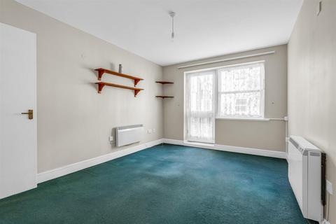 1 bedroom retirement property for sale, Chauncy Court, Hertford SG14