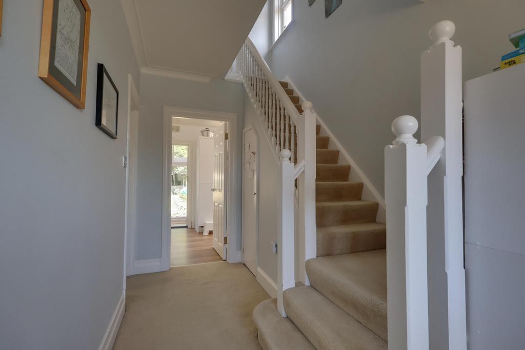 House in Southampton - View 2