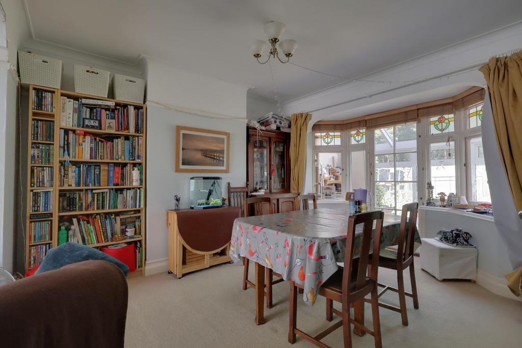 House in Southampton - View 4