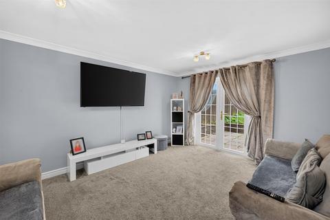 3 bedroom semi-detached house for sale, Farlays, Cwmbran NP44