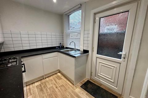 3 bedroom house to rent, Huxley Street, Northwich