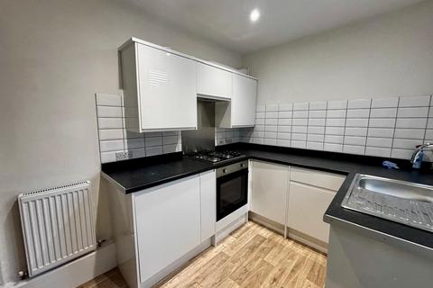 3 bedroom house to rent, Huxley Street, Northwich