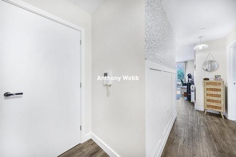1 bedroom flat for sale, Bloomsbury Avenue, Southgate, N14