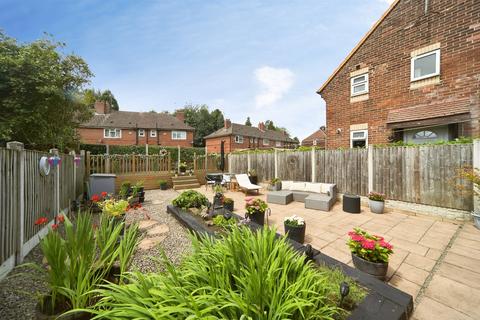 3 bedroom semi-detached house for sale, Wykebeck Valley Road, Leeds