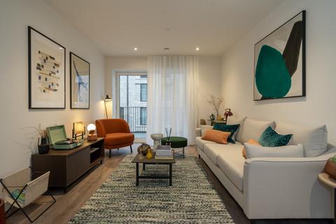 2 bedroom maisonette to rent, Aviator Drive London NW2