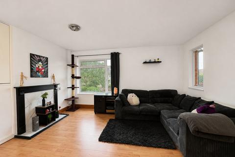 undefined, Meadowleaze, Gloucester, GL2