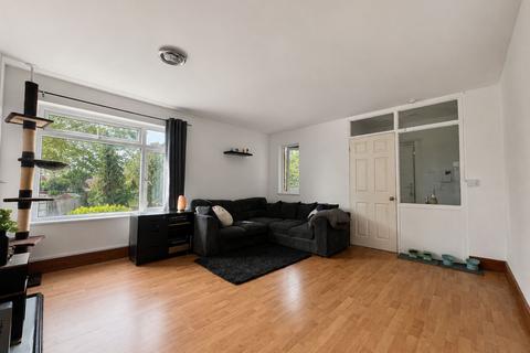 undefined, Meadowleaze, Gloucester, GL2