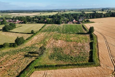Land for sale, Skirpenbeck, York