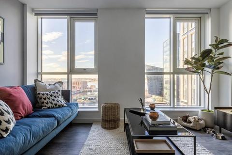 2 bedroom apartment to rent, at The Copper House, 254, 21 Strand Street  L1