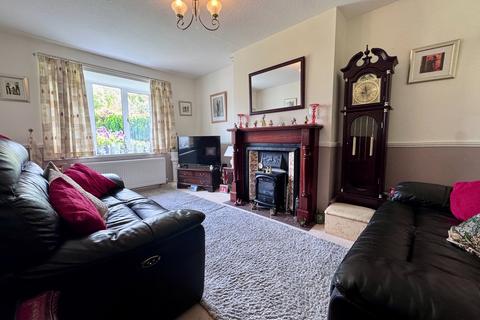 2 bedroom semi-detached bungalow for sale, 34 Brentwood, Leyburn