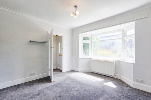 3 bedroom bungalow for sale, Glenmere Park Avenue, Thundersley