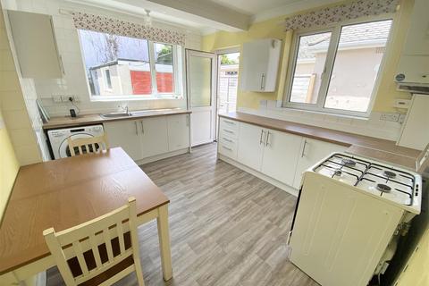 3 bedroom detached bungalow for sale, Herbert Avenue, Poole BH12