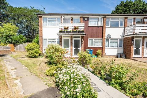 Stamford Close, Harrow HA3
