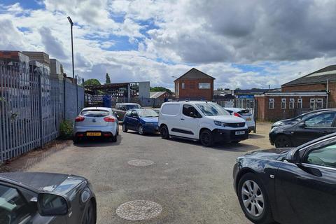 Industrial development to rent, 30 Burrowfield Welwyn Garden City AL7 4SR