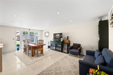 4 bedroom terraced house for sale, Heacham Avenue, Uxbridge UB10