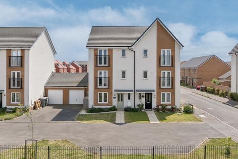 4 bedroom semi-detached house for sale, Vickers Way, Wantage OX12