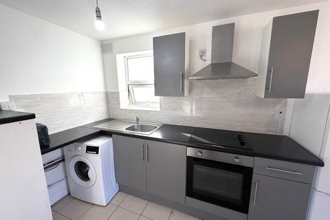 undefined, 94 Holmesdale Road, London SE25