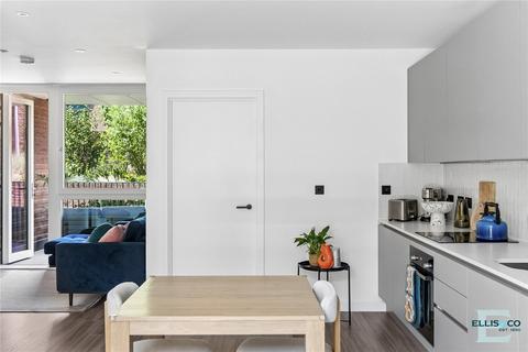 undefined, Stamford Road, London, N15