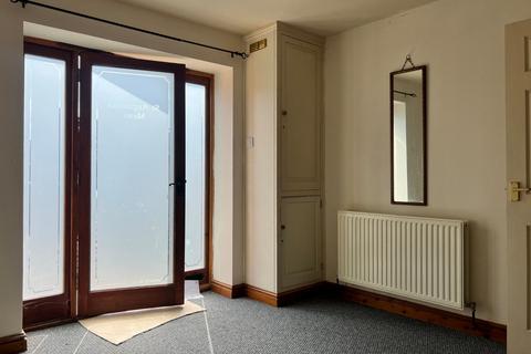2 bedroom terraced house to rent, St Augustines Mews, Newark, Notts, NG24
