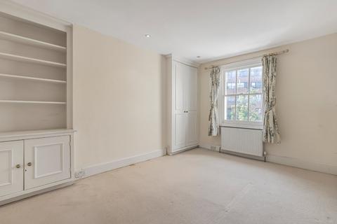 3 bedroom terraced house to rent, Warwick Gardens, Earls Court, London, W14