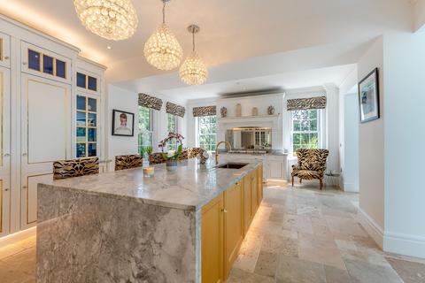 4 bedroom detached house for sale, Pen-Y-Fai, Bridgend, CF31