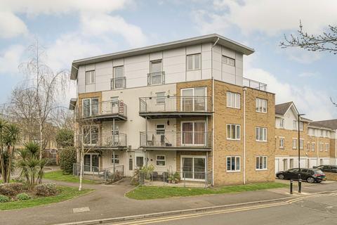 2 bedroom flat for sale, Primrose Place, Isleworth TW7