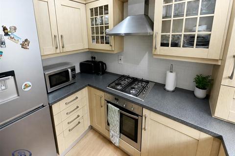 3 bedroom townhouse for sale, Ursuline Way, Crewe CW2