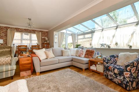 3 bedroom semi-detached house for sale, Summerhill Close, Sandown PO36