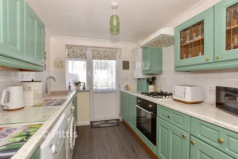 2 bedroom end of terrace house for sale, Kimpton Court, Sandown PO36