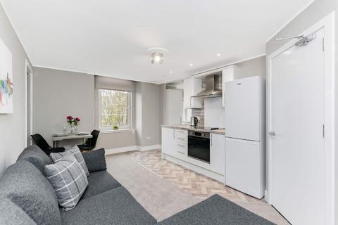 2 bedroom flat to rent, Baldovan Terrace, Dundee DD4