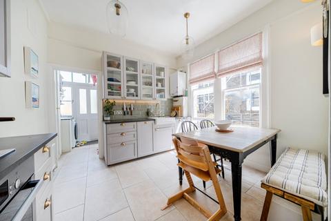 Hailsham Avenue, Streatham Hill, London, SW2