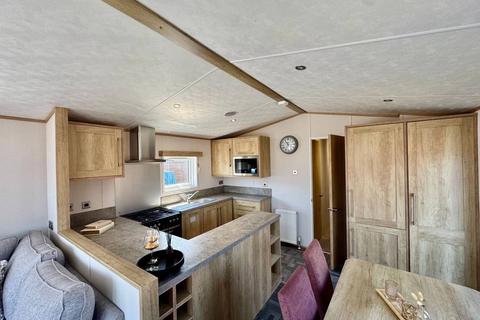2 bedroom lodge for sale, Preston
