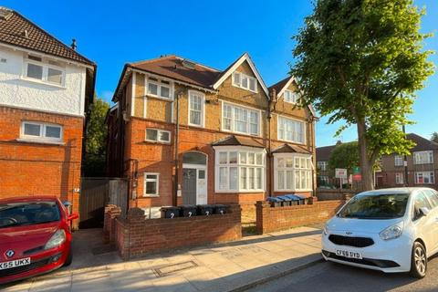 1 bedroom flat for sale, Unit 2, 2 Elm Park Road, Winchmore Hill, London, N21 2HN