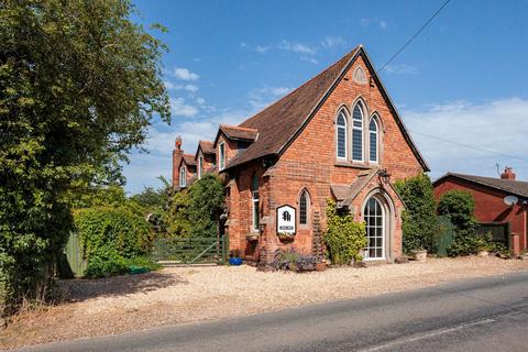 4 bedroom detached house for sale, Bickerton Road, Hampton, SY14