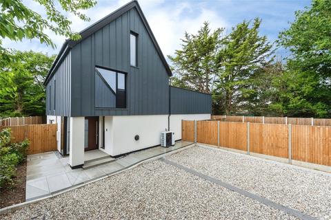 4 bedroom detached house for sale, Kingfield Green, Woking, Surrey, GU22
