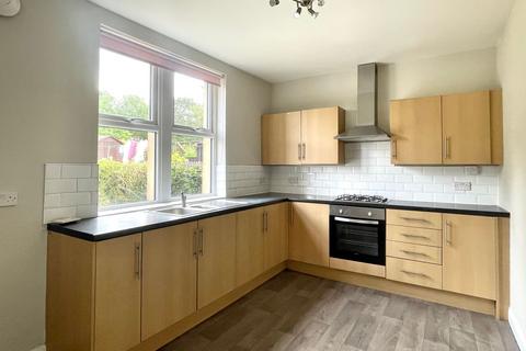 3 bedroom semi-detached house for sale, Newsome Road, Huddersfield, HD4