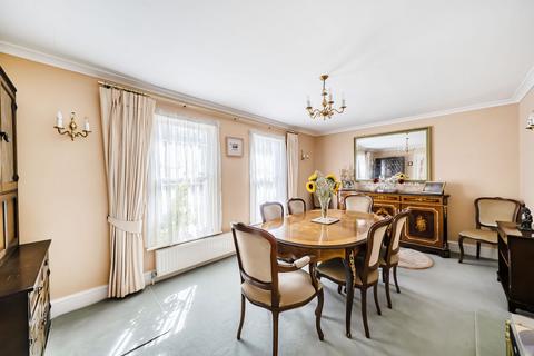 3 bedroom detached house for sale, Woodhall Drive, Pinner, HA5