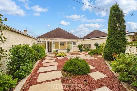 2 bedroom detached bungalow for sale, Sea Haven, Penbanc, Fishguard, SA65 9BL